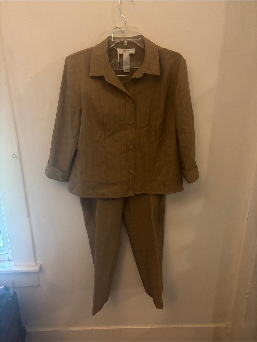 Sag Harbor Petite Linen Look 2pc Pant Suit Tan Beige 12P Wrinkle Resistant